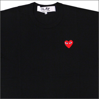 CDG black tee small red heart